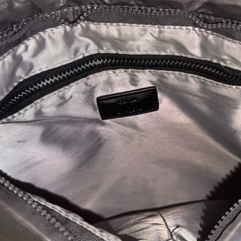 Caraa X Athleta Nylon Puffer crossbody Purse - Picture 7 of 7
